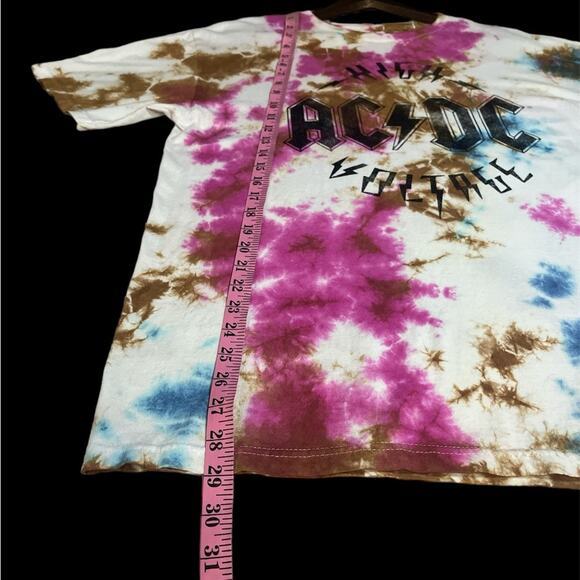 AC/DC High Voltage Graphic Tee Size Large NWOT - Picture 3 of 6